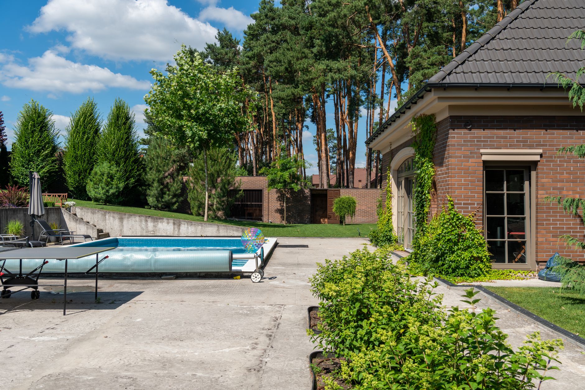 Landscaper services in Willenhall, SJS Landscaping Limited